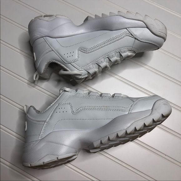 Sketchers SKX white memory foam sneakers 6.5 - Picture 2 of 8